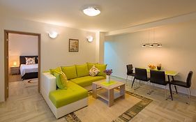 Apartment Mistovic